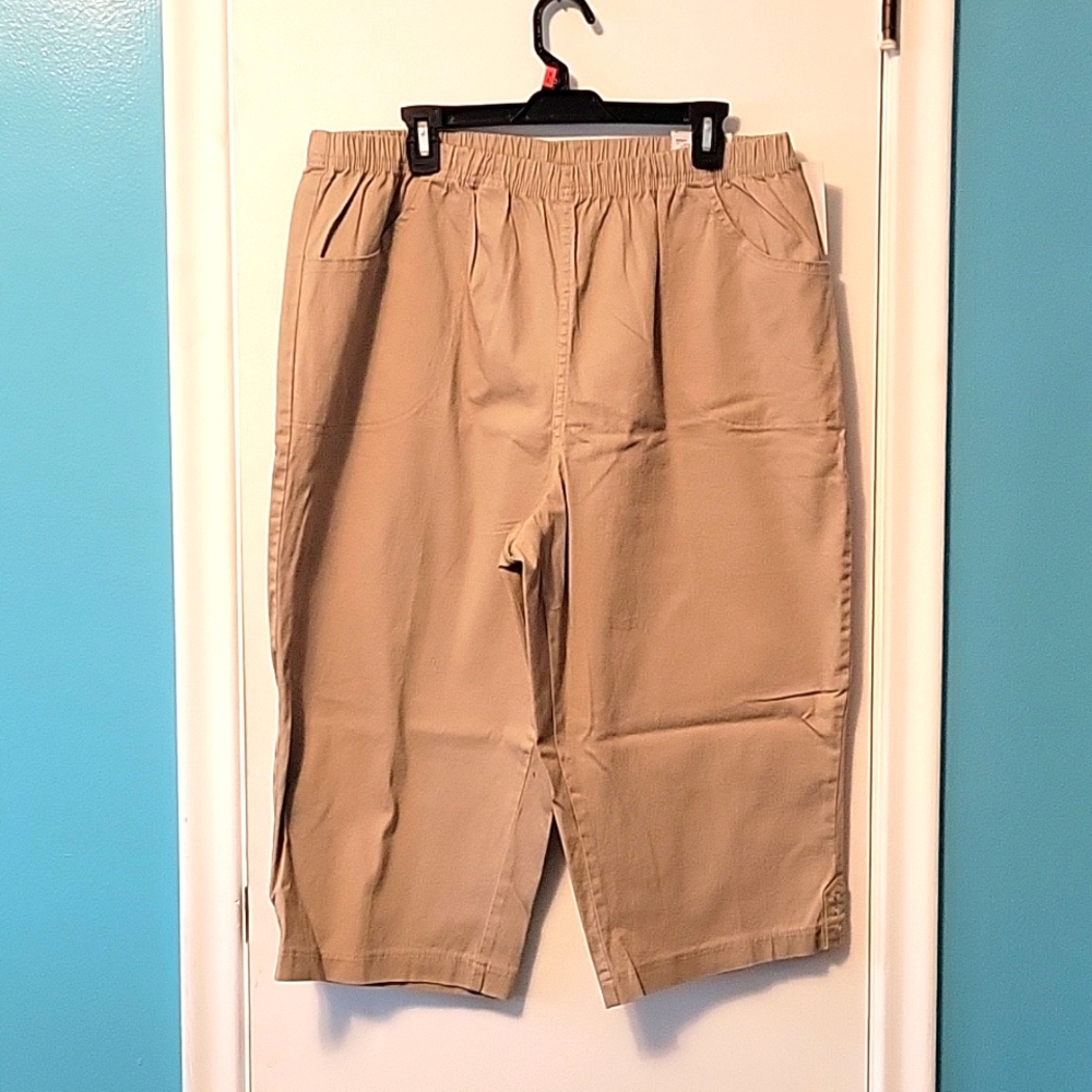 Capri pants
